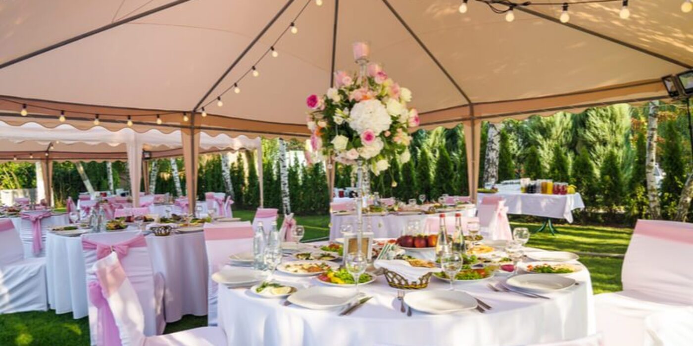 micro-wedding-marquee-outdoors