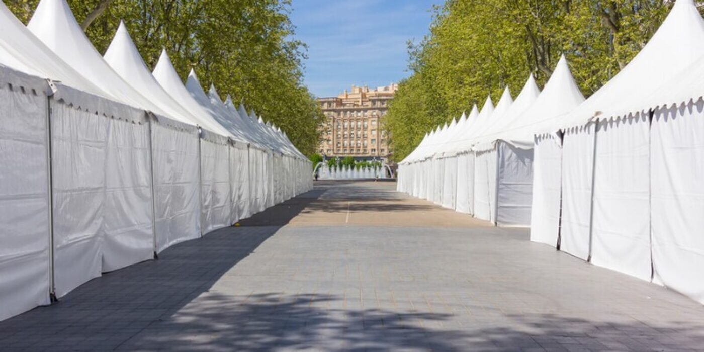 row-of-marquee-tents-for-an-event