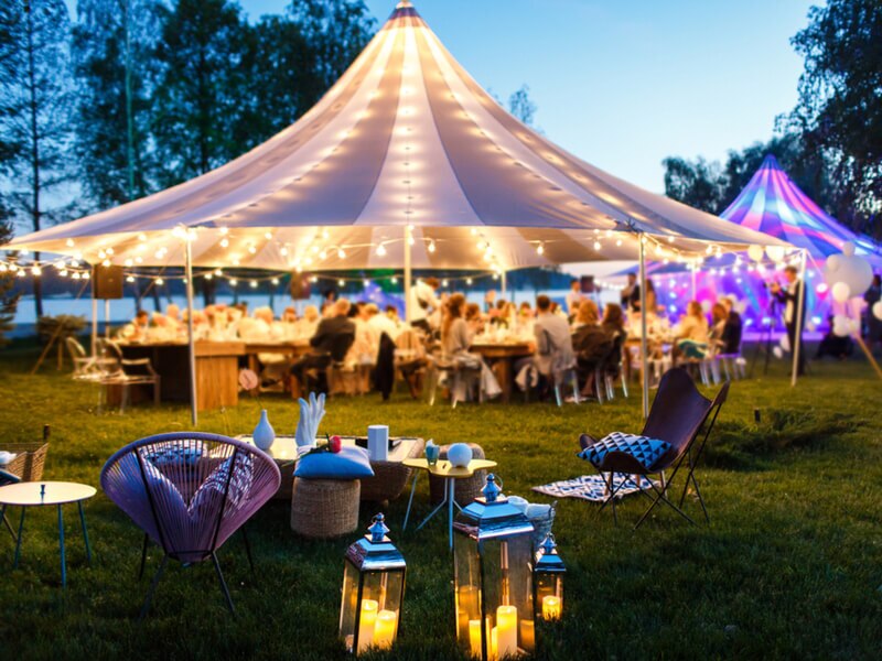wedding-marquees-at-night