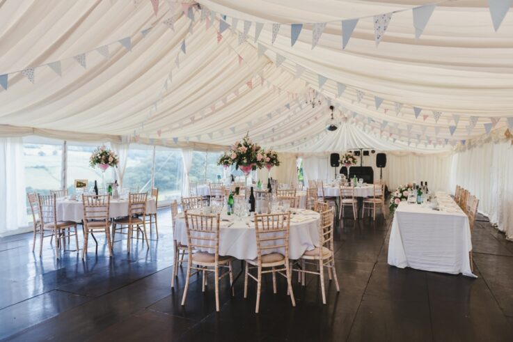 Design Ideas for a Traditional Marquee Wedding